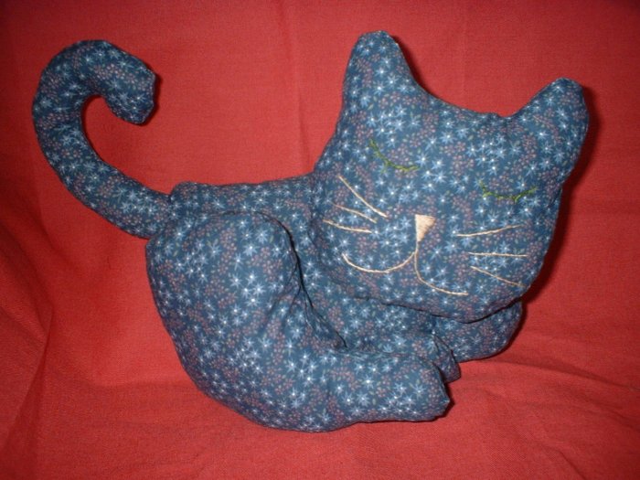 Sitting Kitty