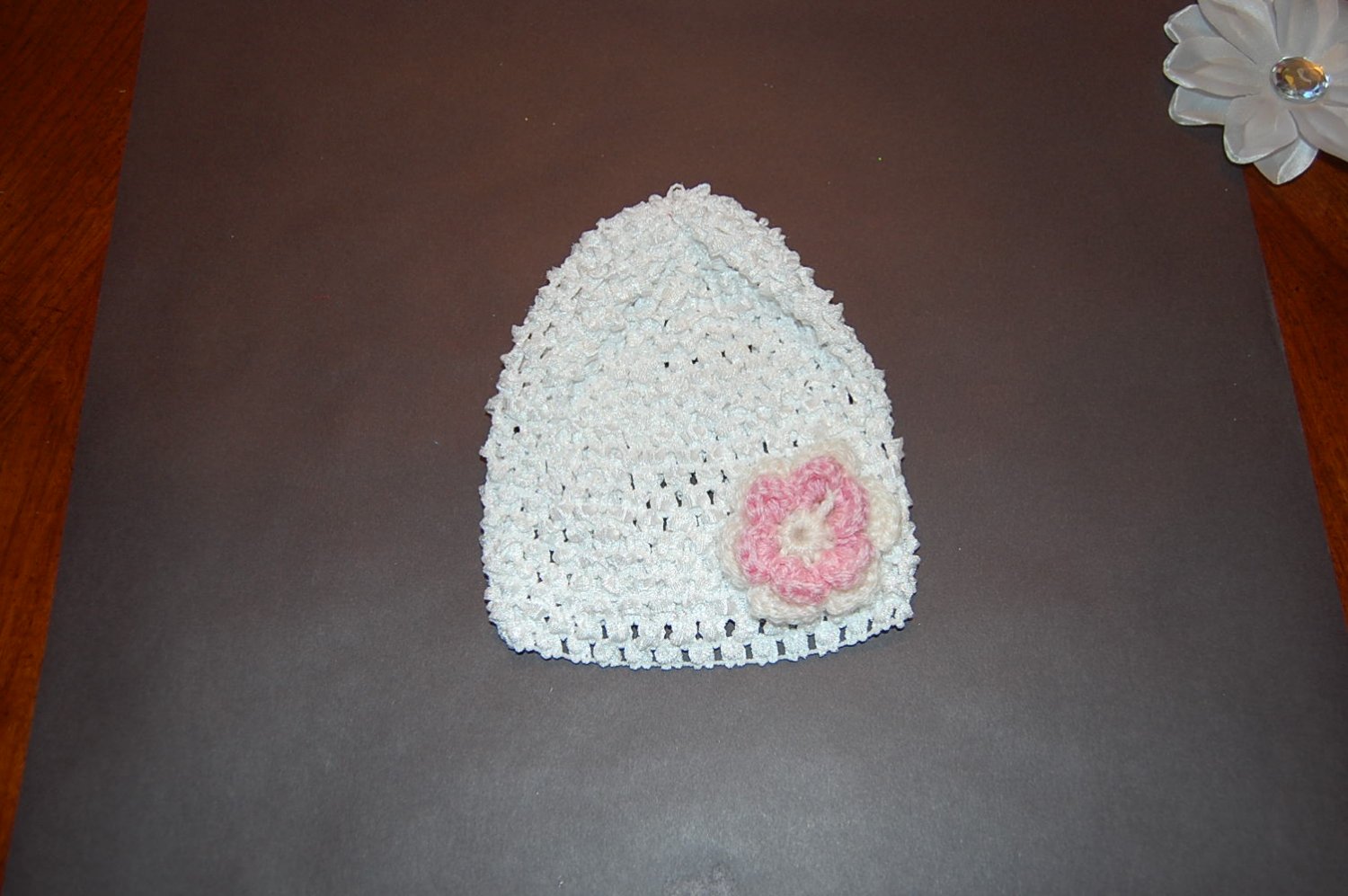 Crocheted White Hat with Crocheted Pink & Wjite Flower
