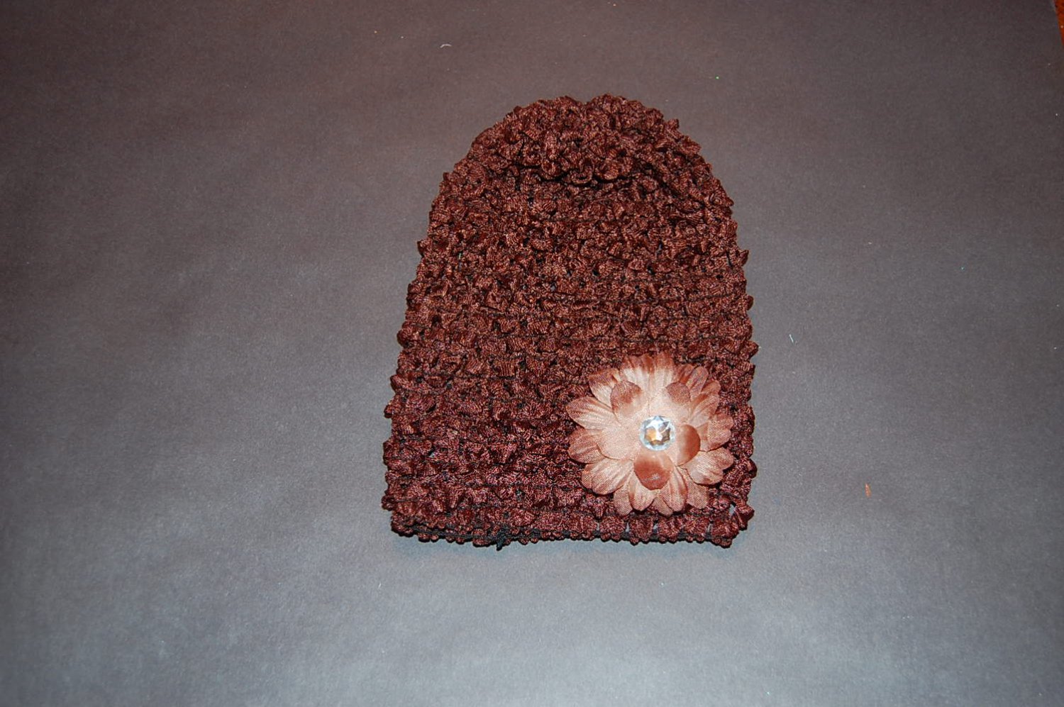 Crocheted Brown Hat with 2"Brown Daisy