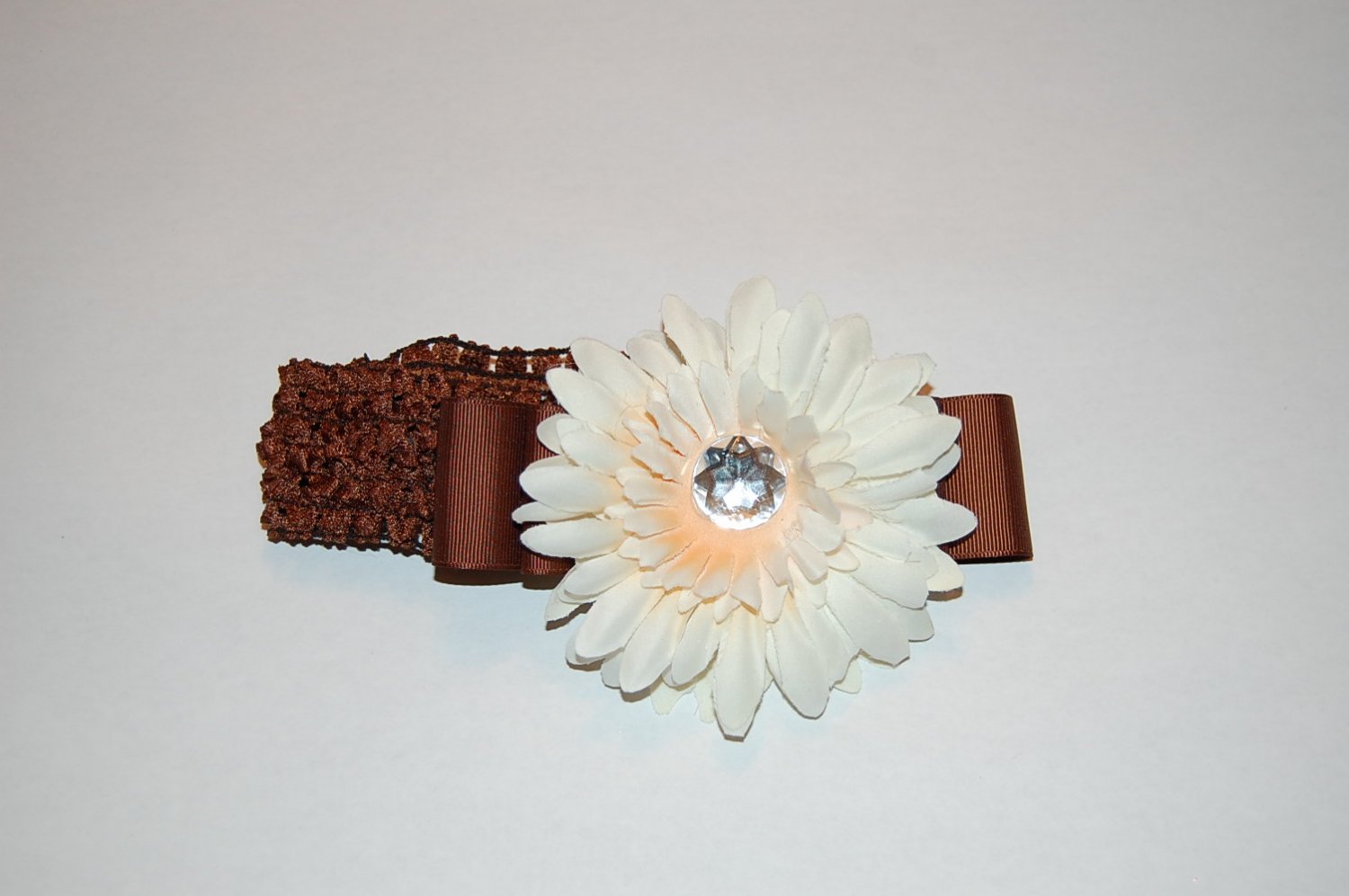 4" Two toned Daisy with Ribbon, Crocheted Headband-Two Tone Beige/Brown