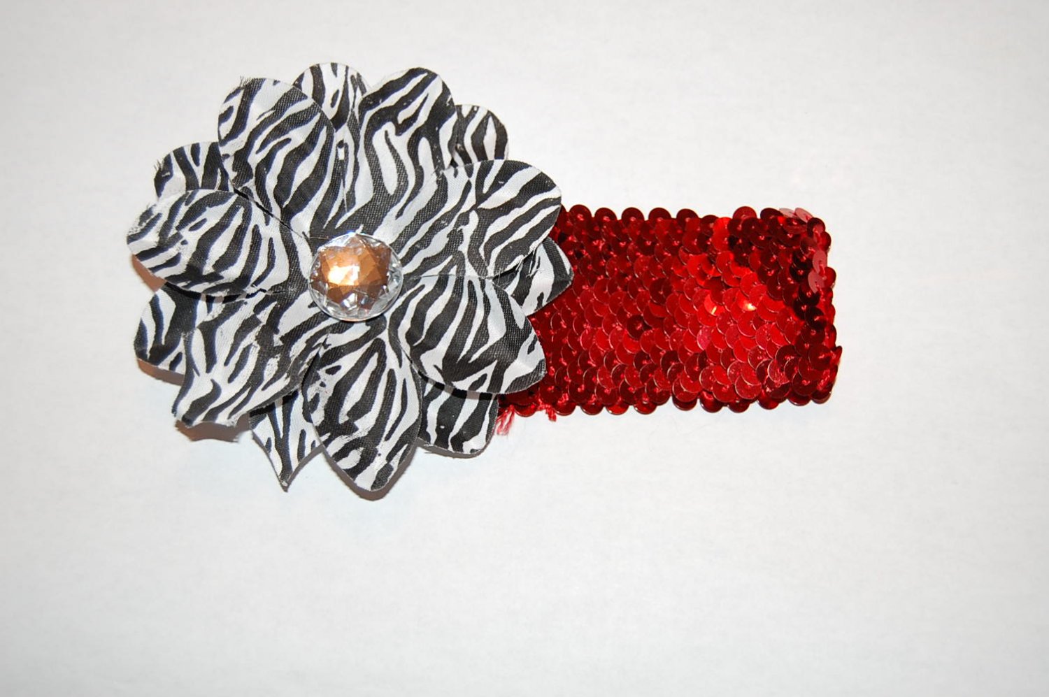 4" Layered Zebra Daisy, 2' Sequined Headband, Black/White/Red