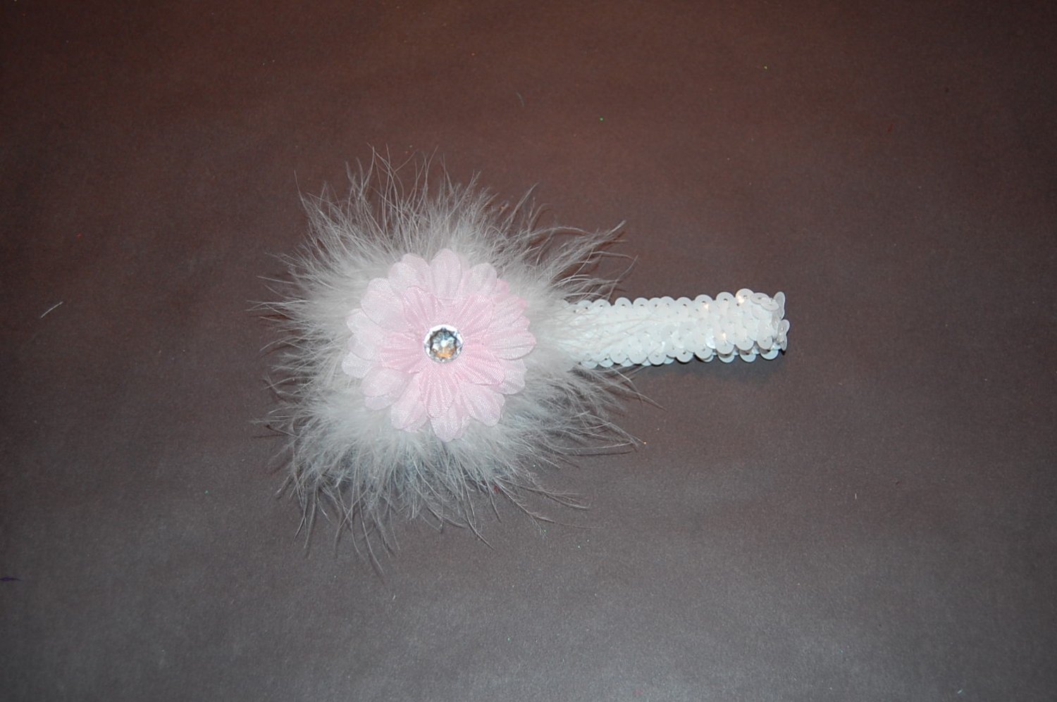 2" Daisy,with White Marabou on 1" Sequin Headband, Pink/White