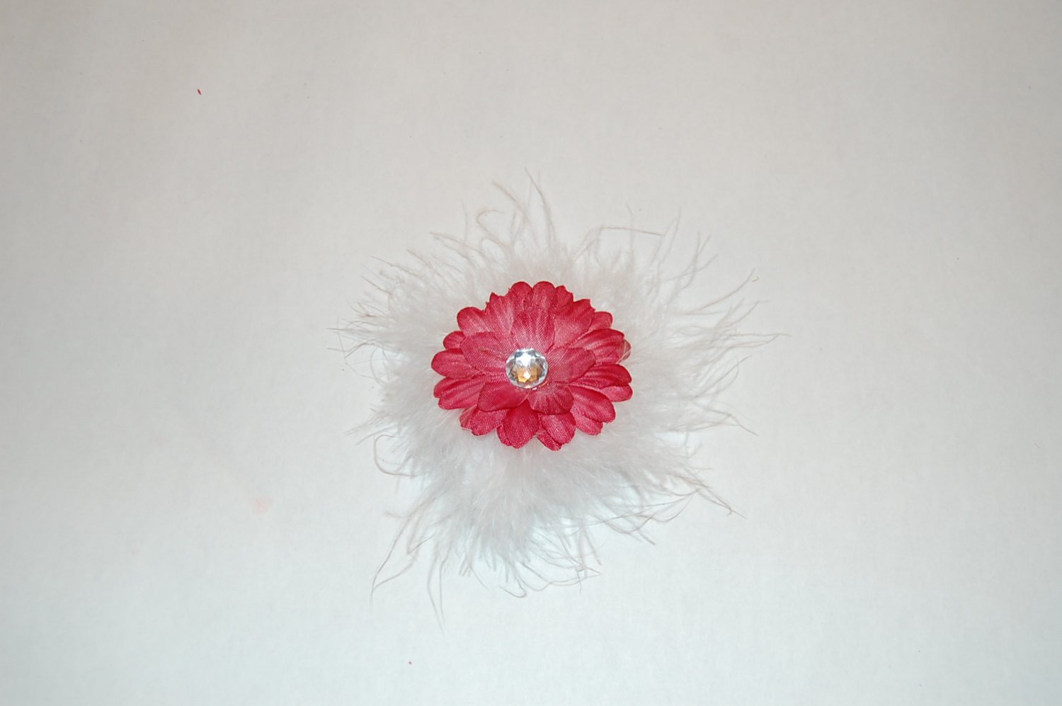 2" Daisy, Marabou, on Alligator Clip, Bright Pink/White