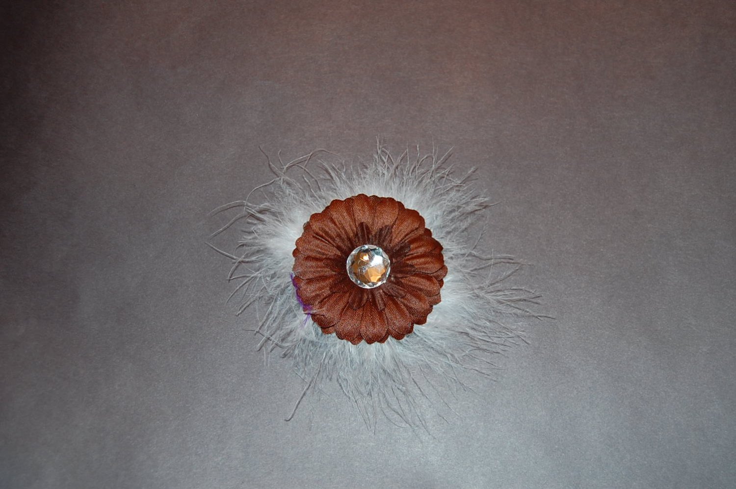 2" Flat Daisy, Marabou, on Alligator Clip, Brown/Beige