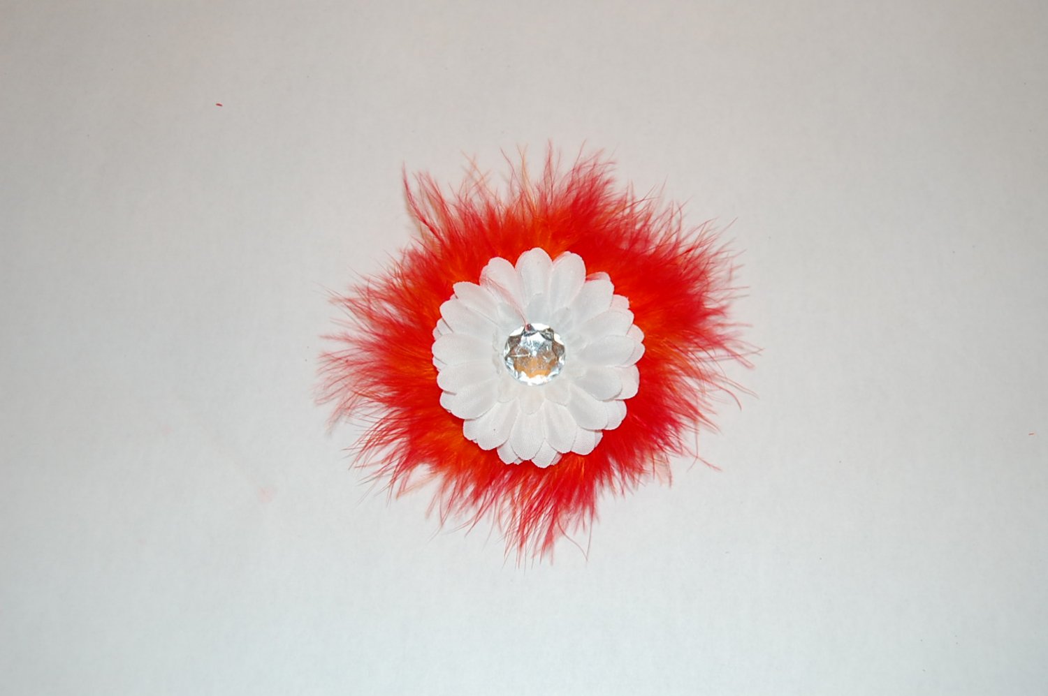 2 " Daisy, Marabou, on Alligator Clip, Red/White
