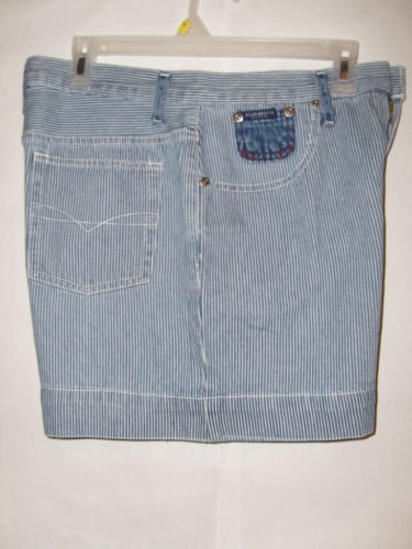 Z Cavaricci denim Jean Shorts women's Size 32 EUC