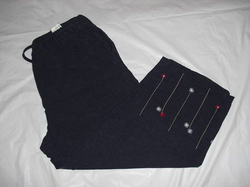 WOMENS WHITE STAG CAPRIS SIZE S (4/6) VERY CUTE