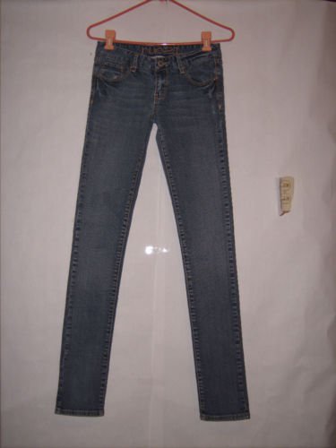 Rue 21 Distressed Denim Blue Jeans size 3/4 Long