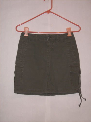 Mossimo Army Green Cargo Skirt size 1 Juniors Mini