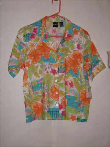 Erika Floral Print Button Down Top size L NWT