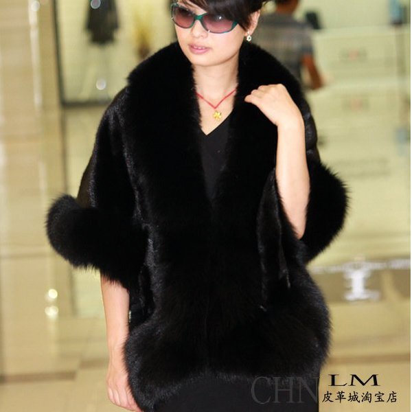 Luxuy Large Genuine REAL Mink Fur Shawl with Fox Trim, Black