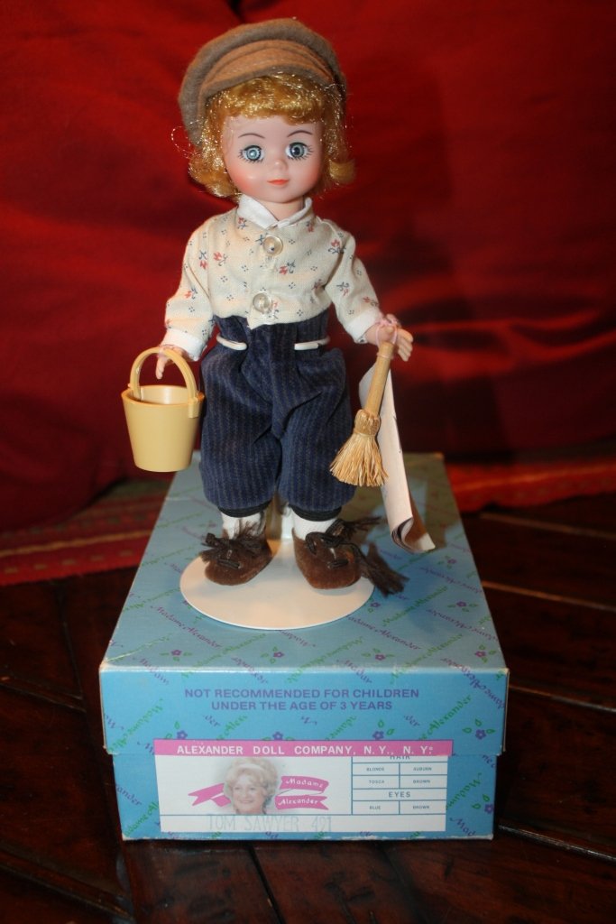Tom Sawyer 491 MINT condition Madame Alexander Doll