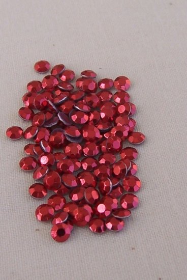 3mm Hot Fix Rhinestuds Siam 1 gross (144pcs)