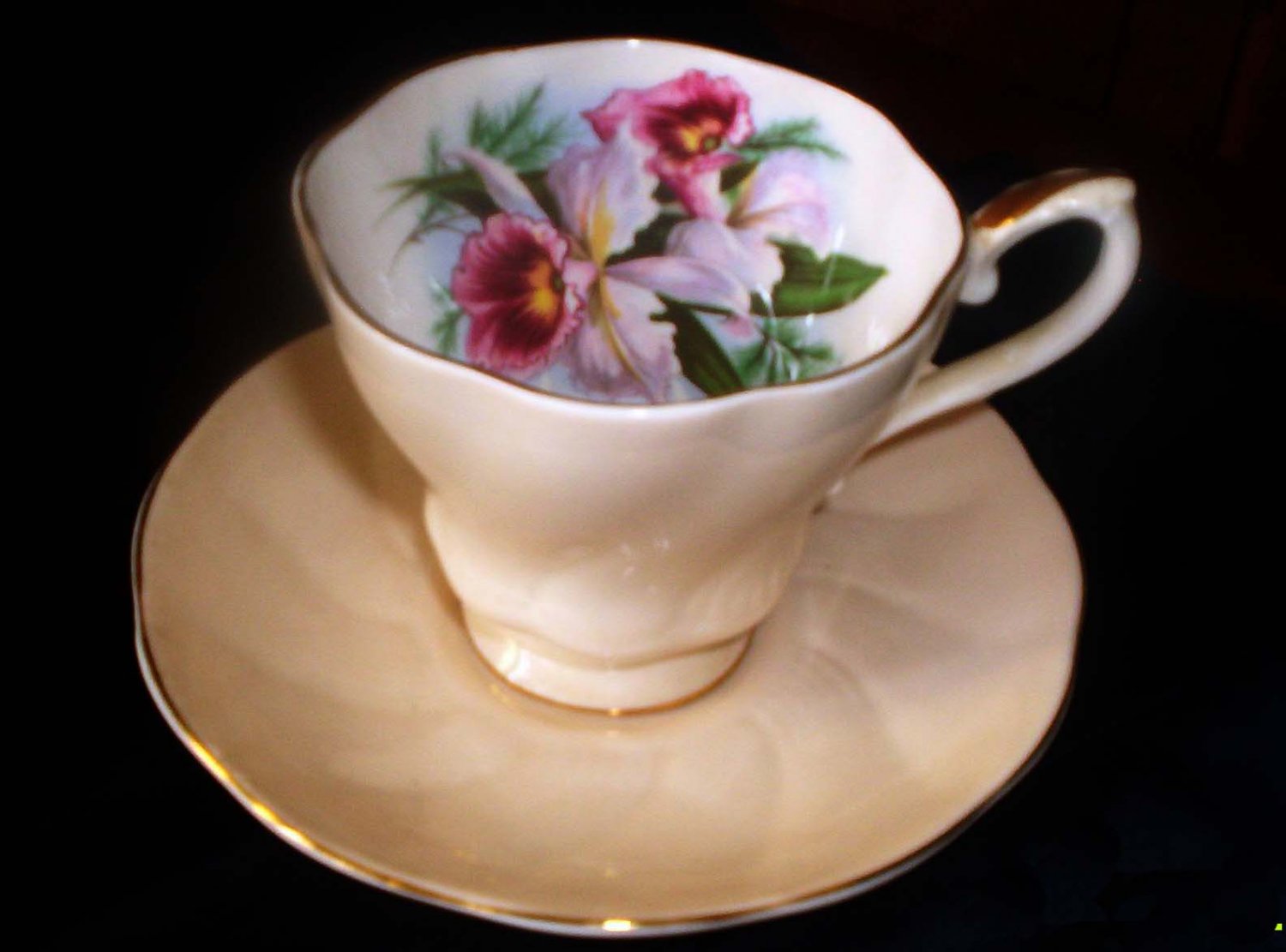 Light Peach teacup and saucer set, Fine china made by Royal Grafton