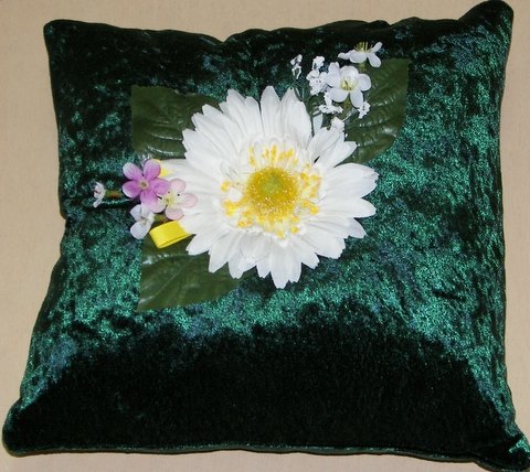 Dark Green Crushed Velvet Pillow with Daisy