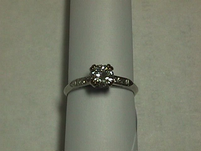 Stunning 1940's Natural Diamond Engagement Ring - Estate Piece