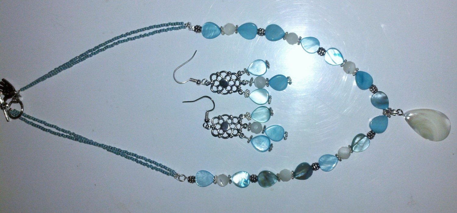 Blue Mother of Pearl necklace and Earing Set