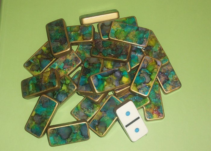 Dominos