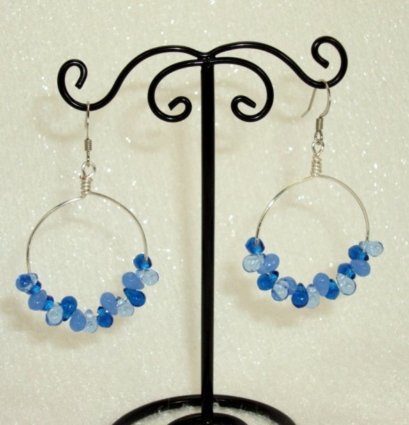 Blue tear drop beads hoop earrings