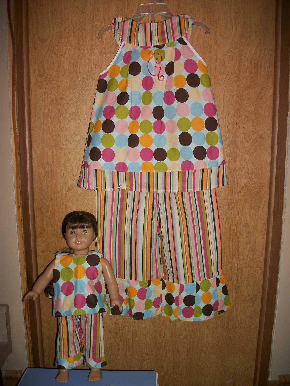 Girls handmade capri outfit 2t-5t with matching 18in doll outfit