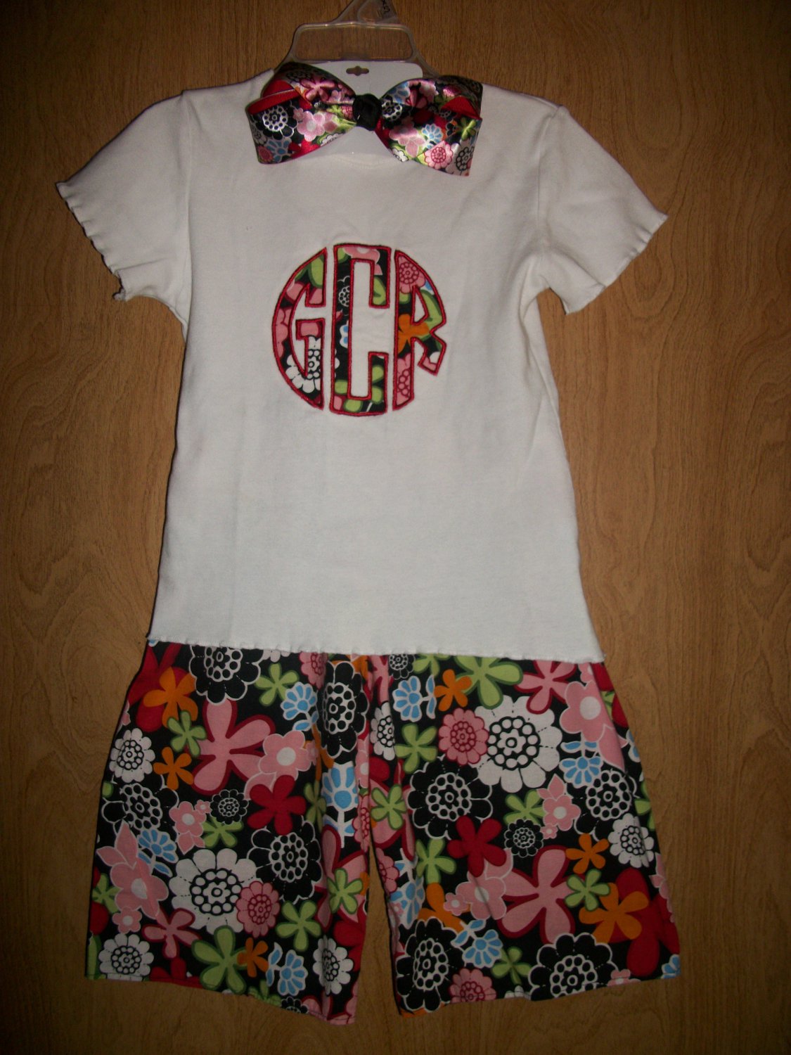 girls shorts set with matching hairbow