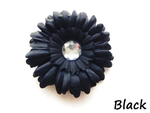 Black daisy hairclip
