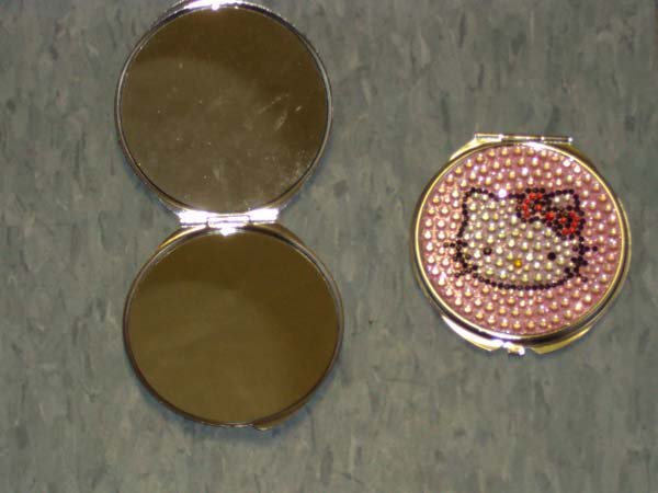 NEW HELLO KITTY PINK CRYSTAL 2SIDES COMPACT MIRROR GIFT