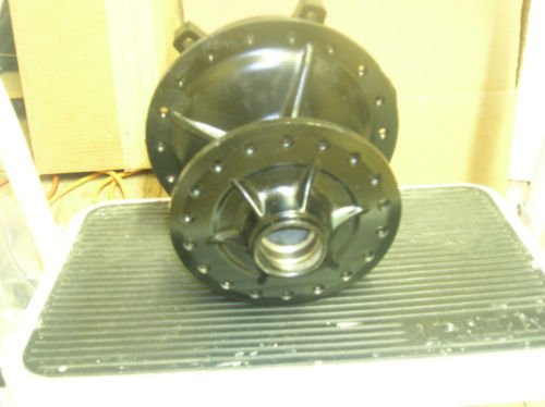 YAMAHA YZ125 REAR HUB-vintage-classic-restoration-AHMRA-enduro-moto cross-NOS