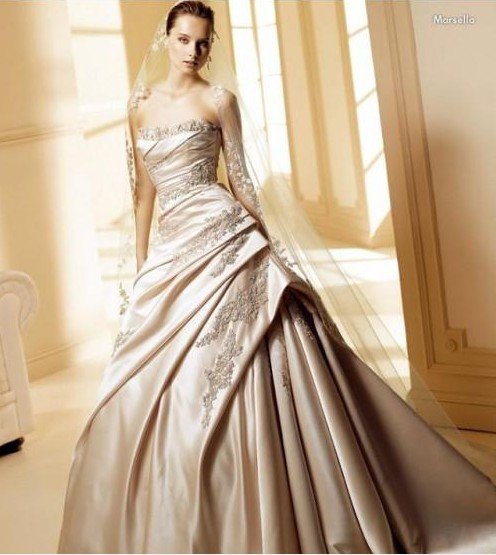 2011 champagne wedding dress BRIDAL GOWN satin APPLIQUE