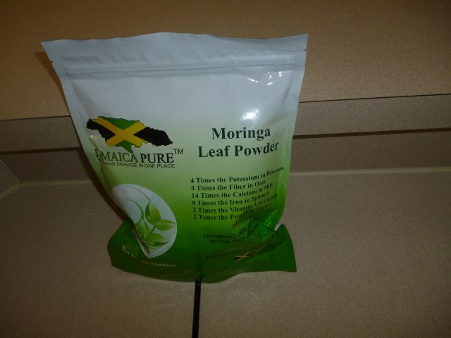 Moringa Oleifera Leaf Powder (8 oz Bag)