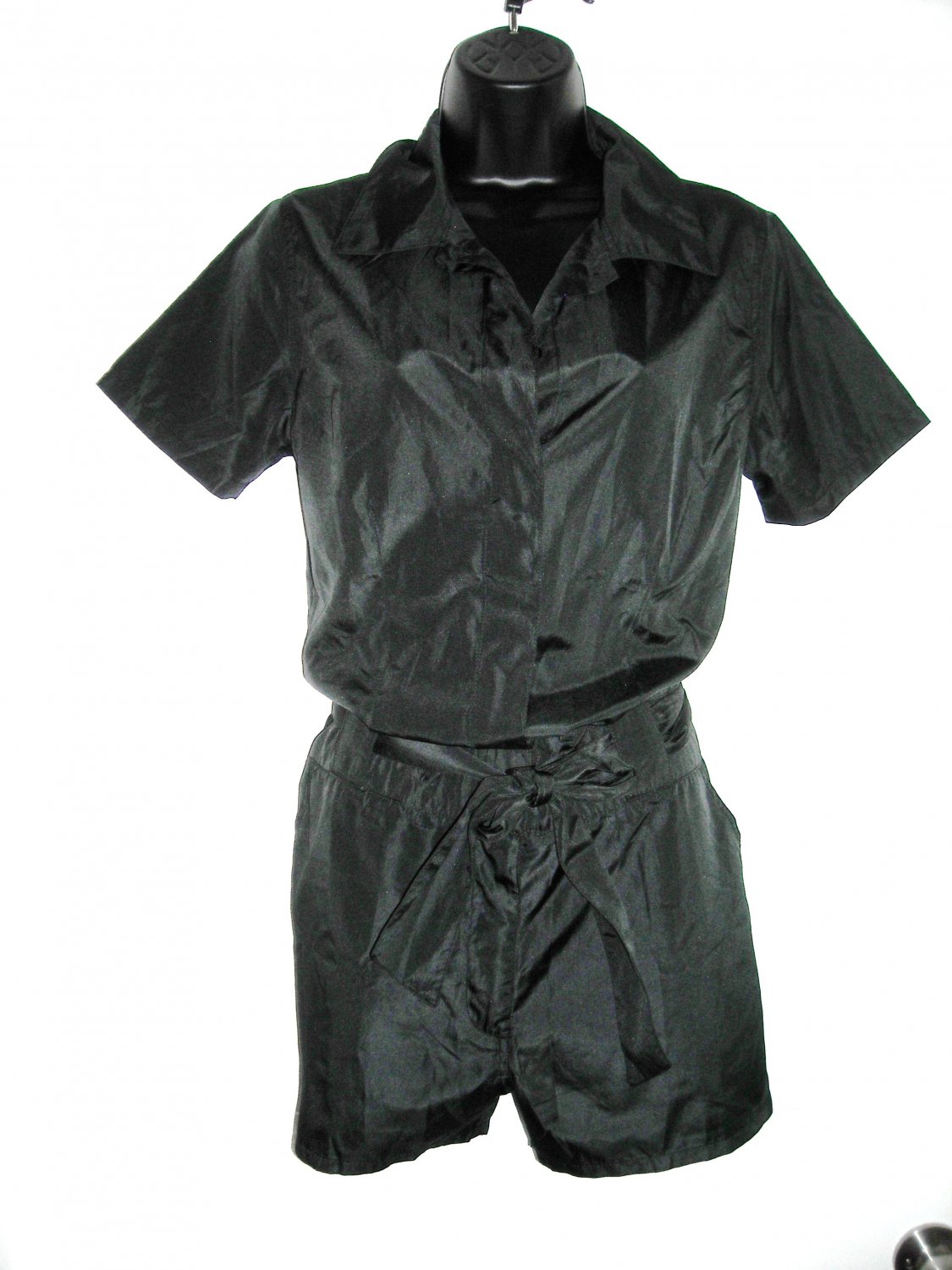 URBAN GROOVE ROMPER SIZE M (NEW)