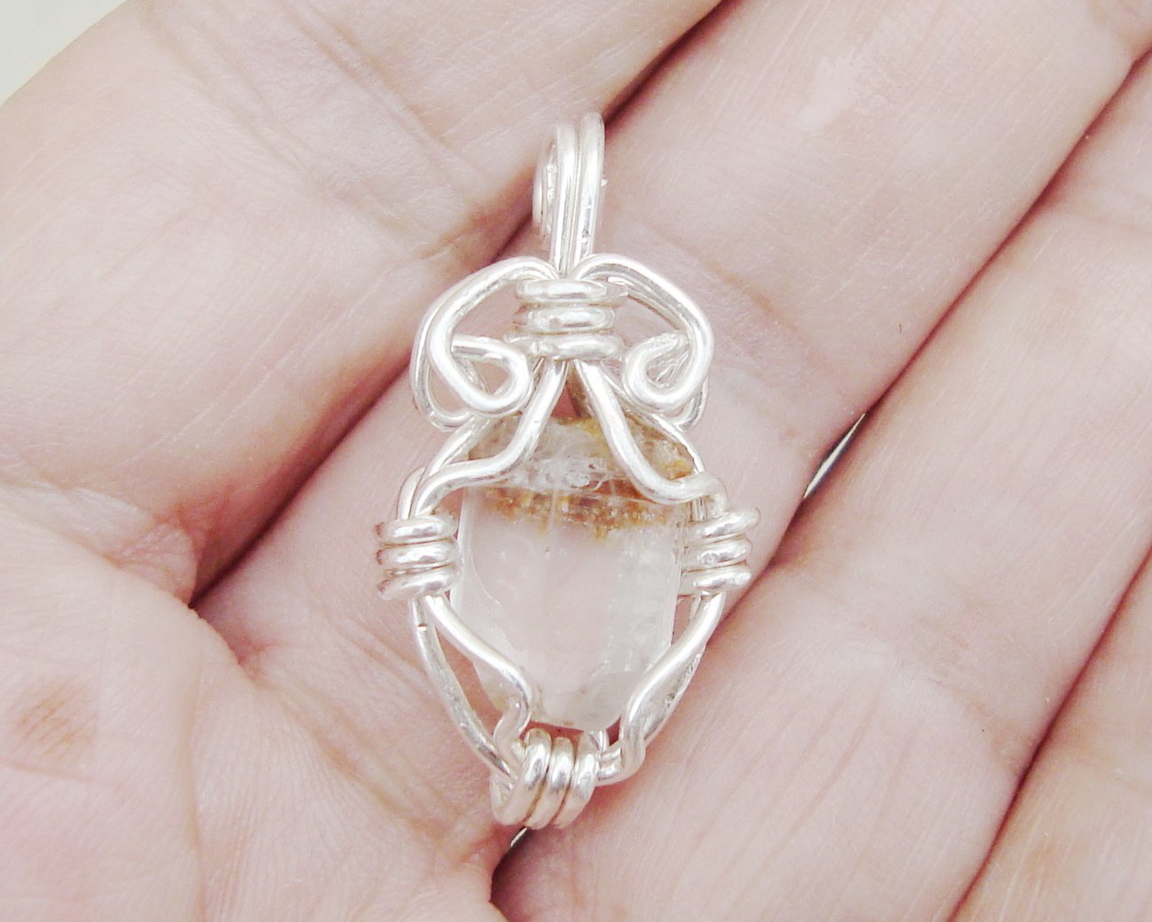 Natural Topaz crystal pendant 4.7 grams $59.00