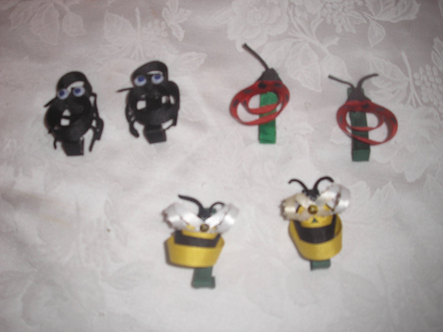 LOT OF 6 LIL BUG BOW 2" CLIPPIES 3 SETS LADYBUGS BEES SPIDERS BOUTIQUE HANDMADE
