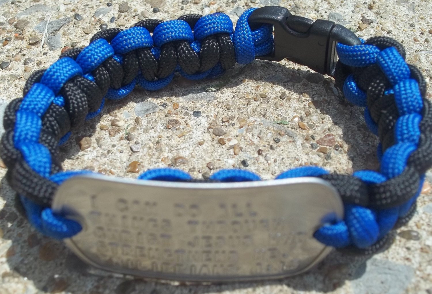 Custom Survival Paracord Bracelet with Custom Dogtag