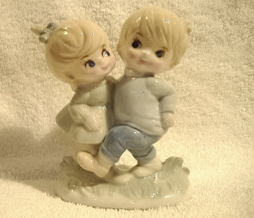 Vintage Giftcraft Children Figurine Marked Japan