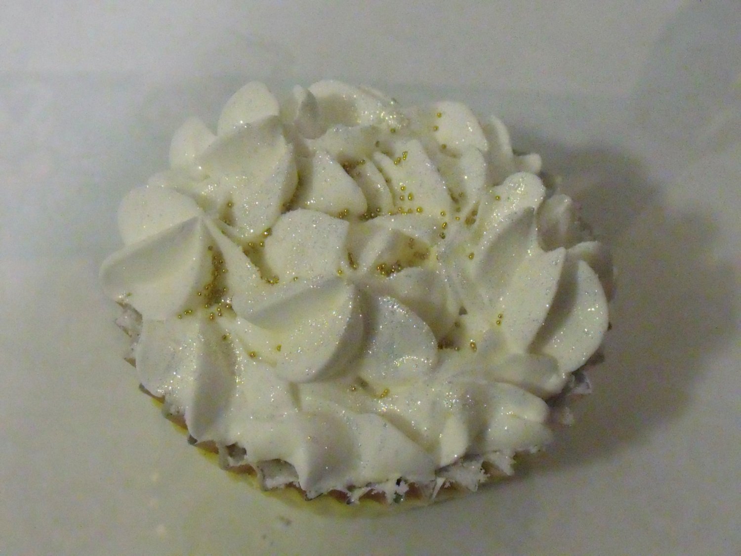 White Truffle Bath Bomb Cupcake