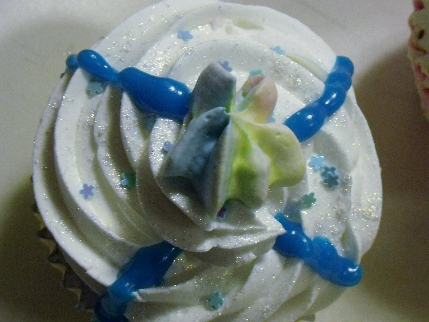 Blue Cross Swirlz Bath Bomb Cupcake