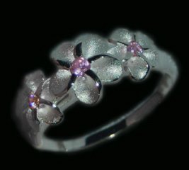 Hawaiian Flower Sterling Silver Ring: shipped from Hawaii