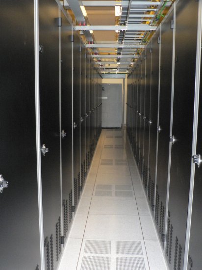 Orange County Colocation 1U server + 5 mbps