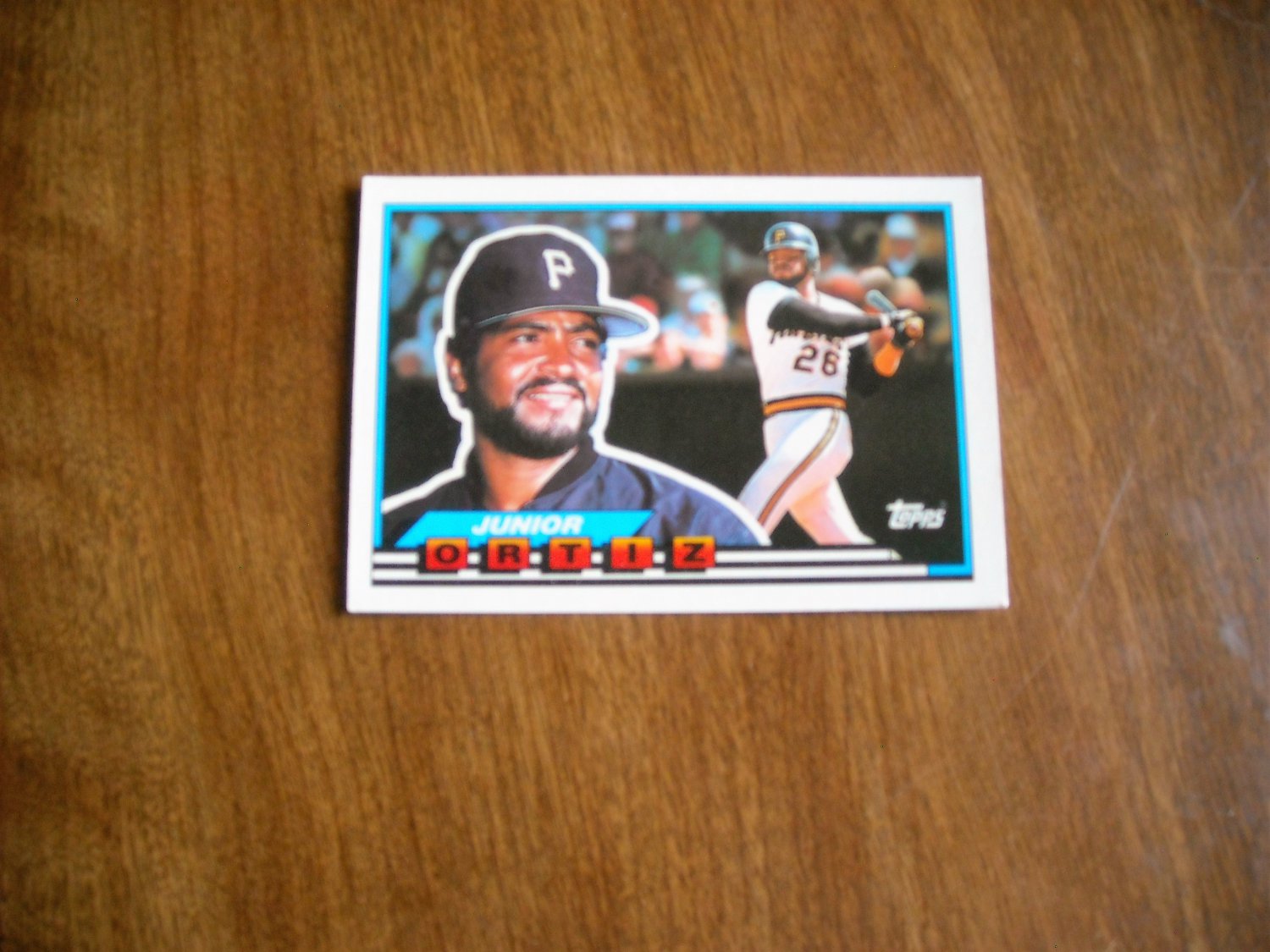 Junior Ortiz Pittsburgh Pirates Catcher Card No. 66 1989 Topps