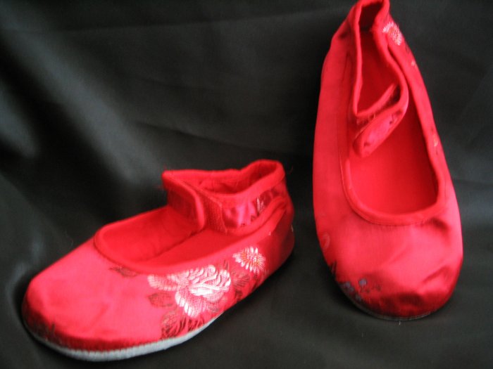 Unique Red Ballerina Type Slippers