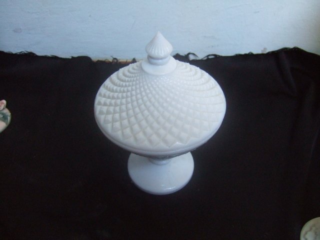 Beautiful Fenton Milk Glass Candy Dish With Lid 7.5 Inches Tall