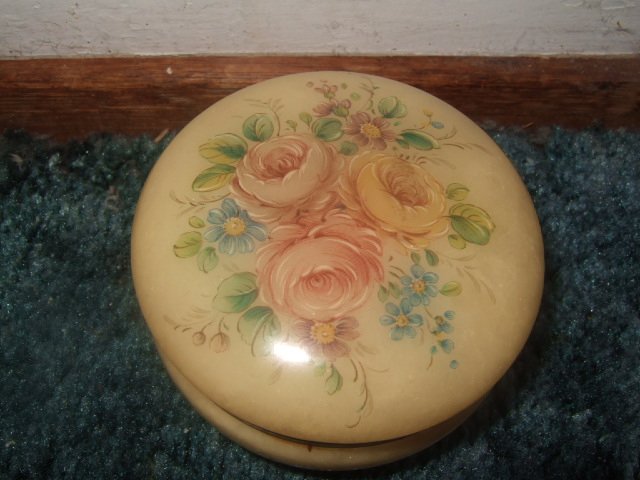 Hand Carved Alabaster Jewelry Box Made In Italy