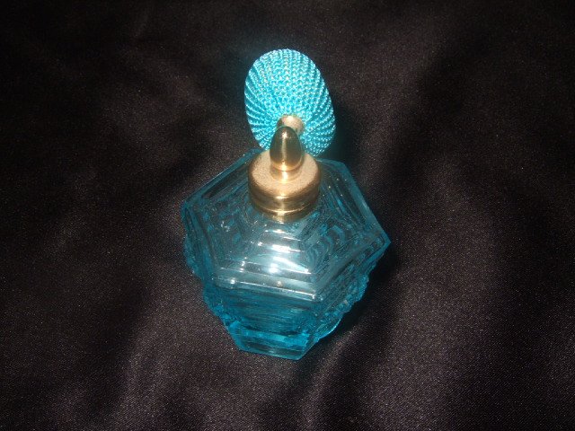 Irice Japanese Blue Perfume Bottle With Atomizer