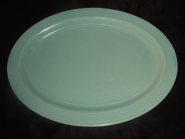 Vernon Kilns Lime Green Oval Serving Platter 14 Inches Long