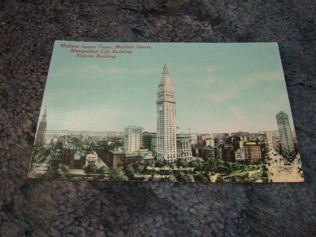 Metropolitan Life Building, New York 1910's Postcard