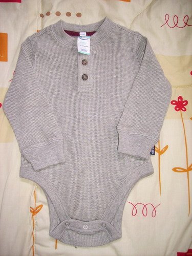CW03: 6-12mos Old Navy Long Sleeve Romper