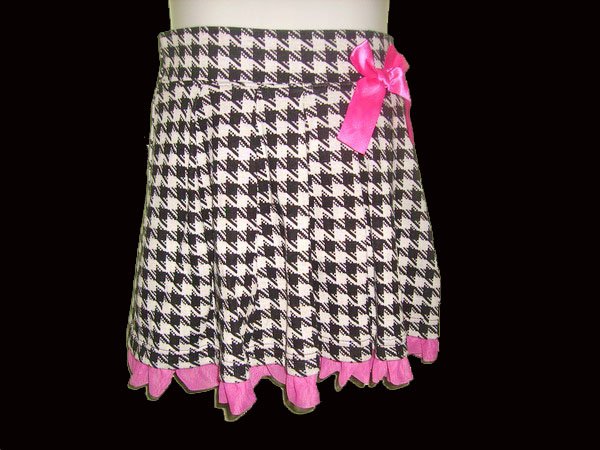 CW130: 6X TKS Pleated Skirt
