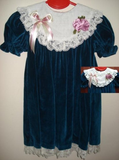 Green velvet dress for little girl (016)