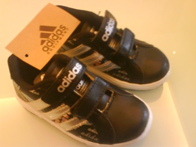 Brand New - Adidas funky black ( KS001S)